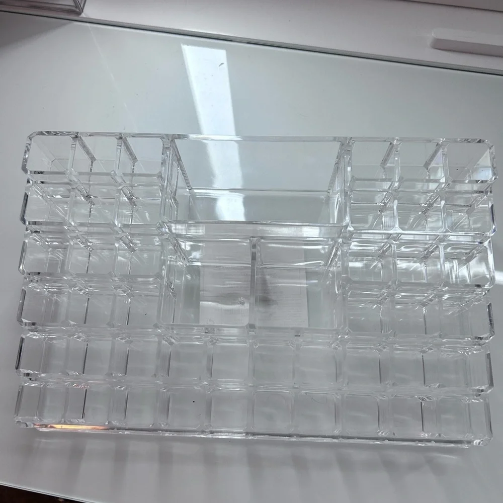 Beauty organizer